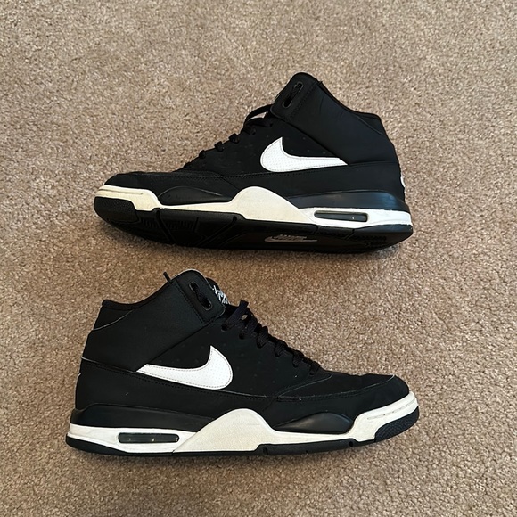Nike Other - Nike Air Flight Classic “Black White”